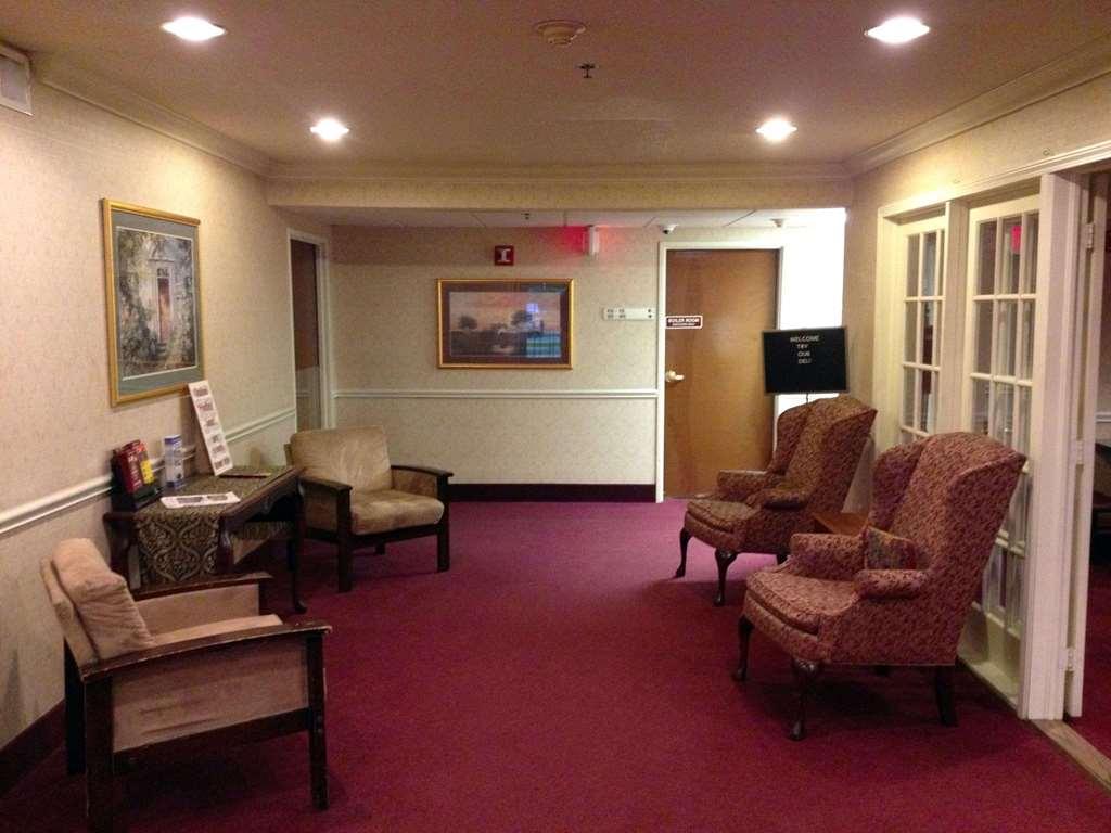 Country Hearth Inn & Suites Willard Dalaman gambar