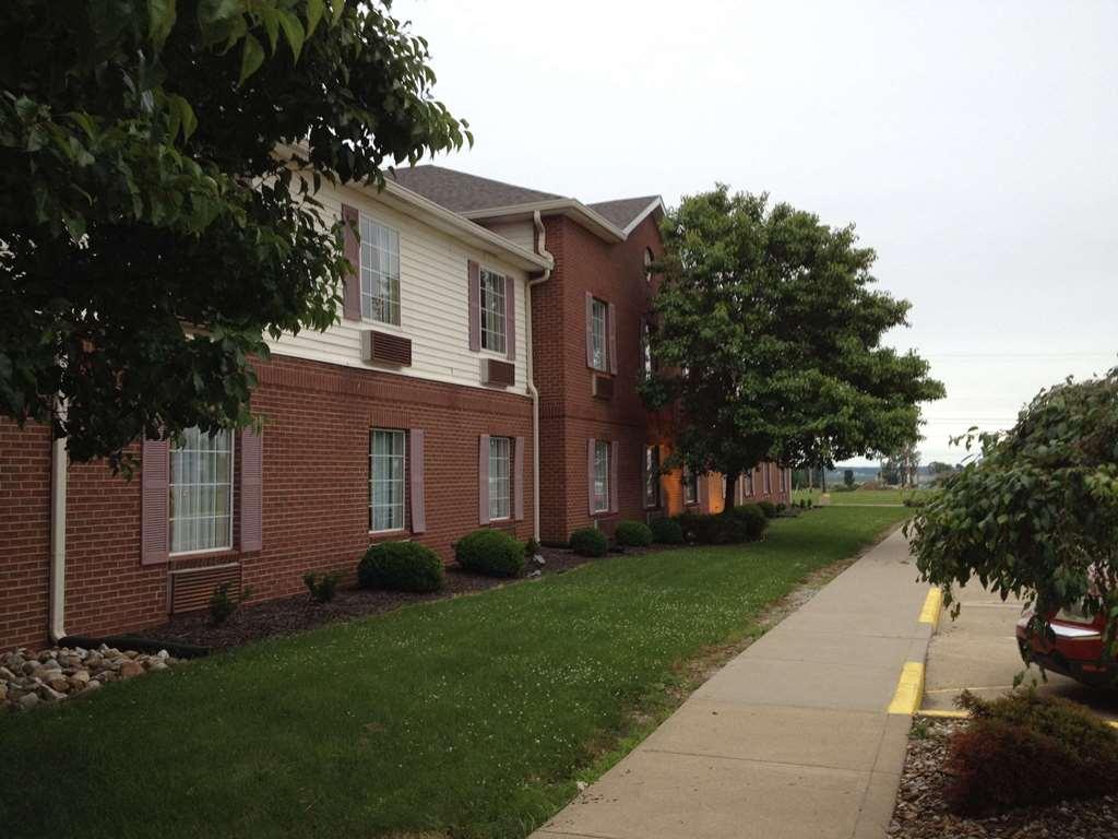 Country Hearth Inn & Suites Willard Luaran gambar