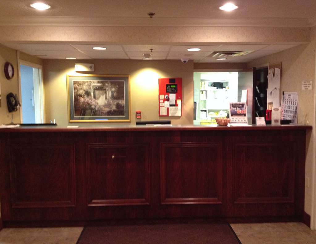 Country Hearth Inn & Suites Willard Dalaman gambar